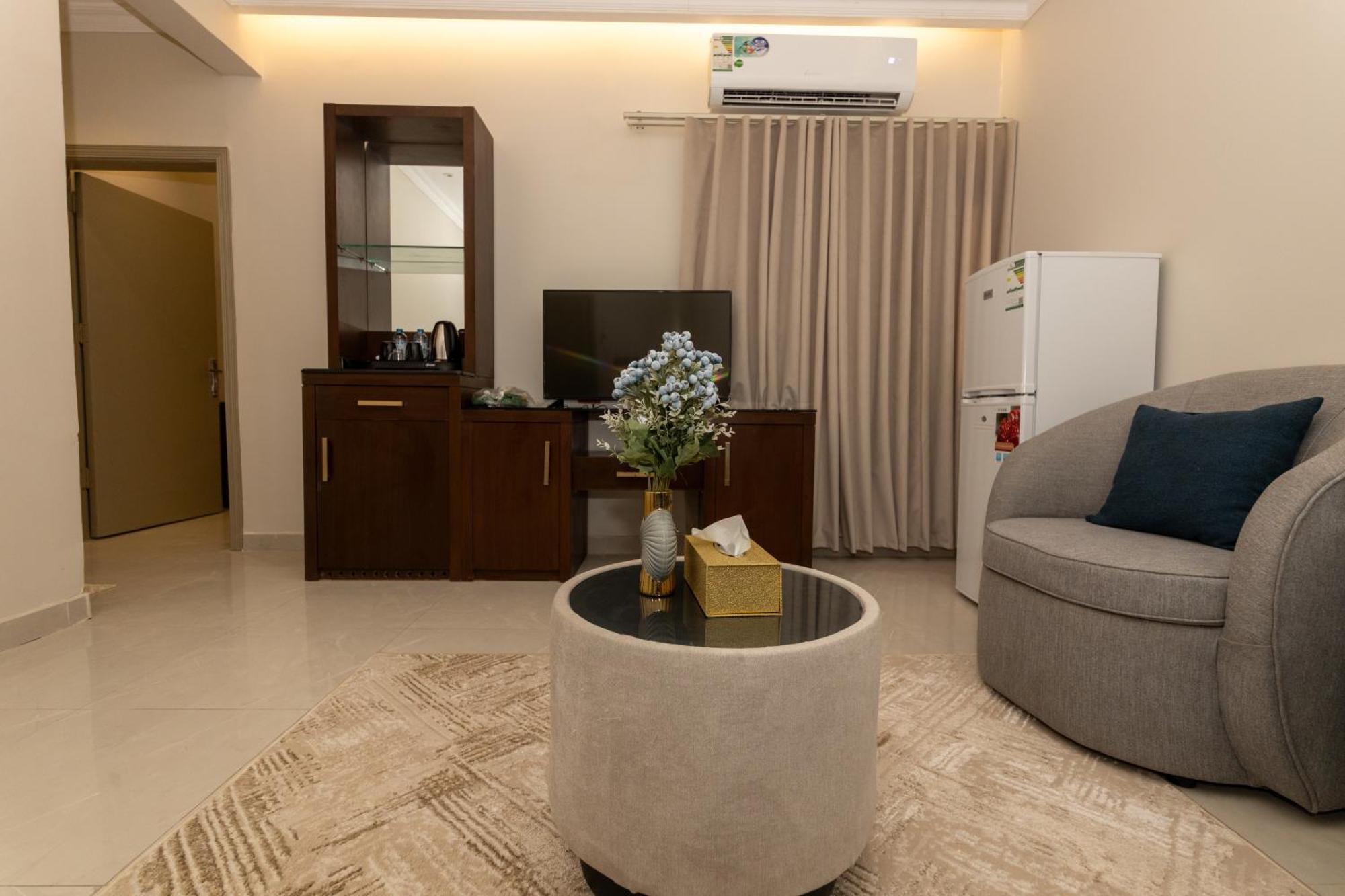 Burj Al Hayat Furnished Suites - Al Malaz Riade Exterior foto