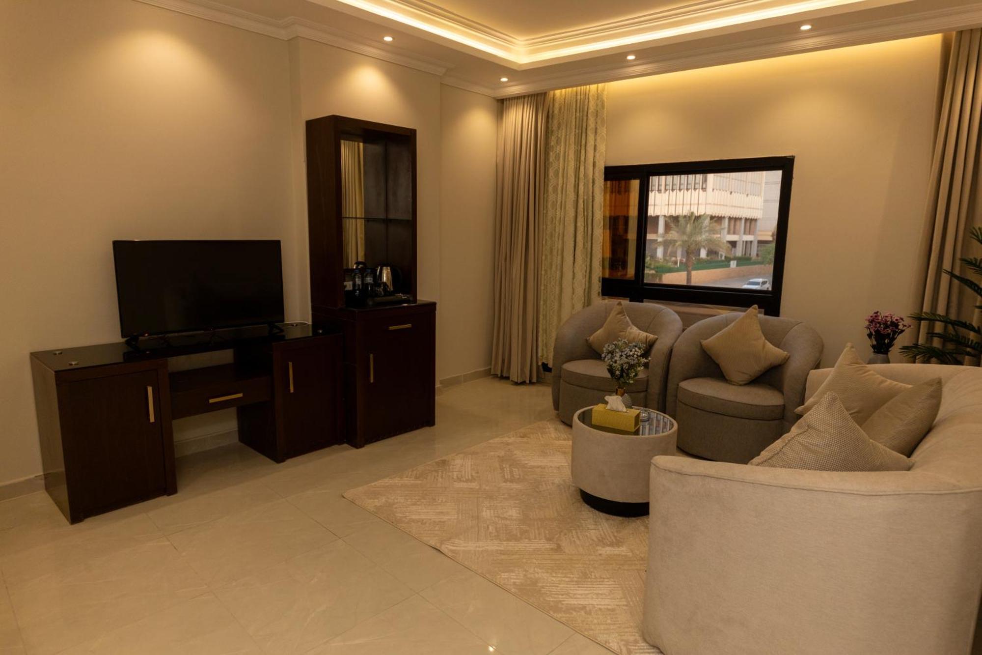 Burj Al Hayat Furnished Suites - Al Malaz Riade Exterior foto